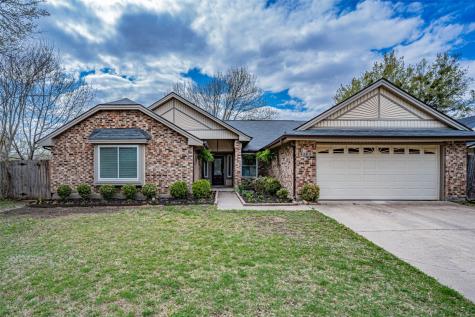 4385 Ashley Lane Grand Prairie TX 75052