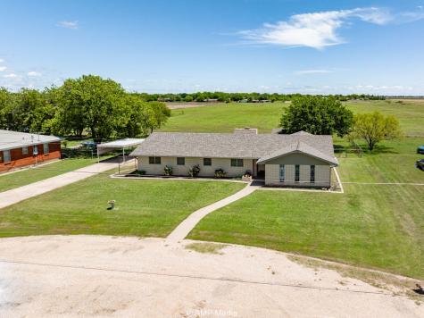 1201 New Hope Road Stamford TX 79553