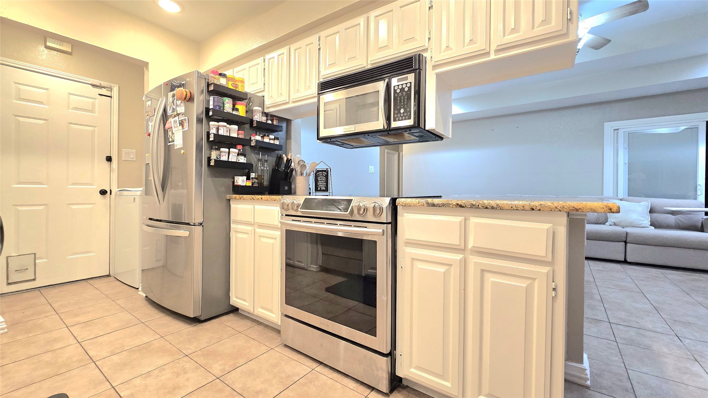 6301 Lotus Drive Arlington TX 76001