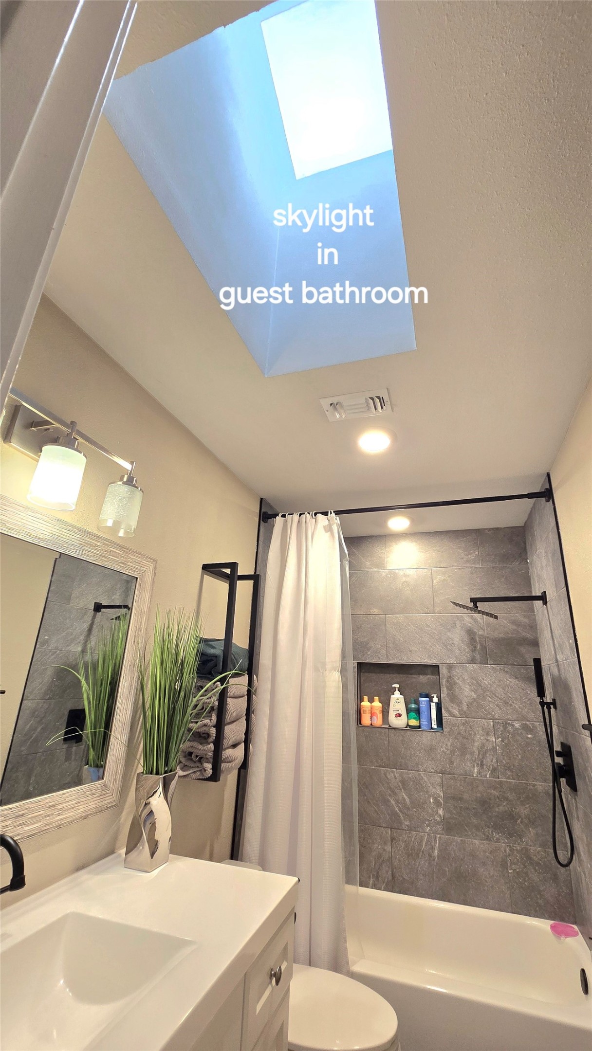 6301 Lotus Drive Arlington TX 76001