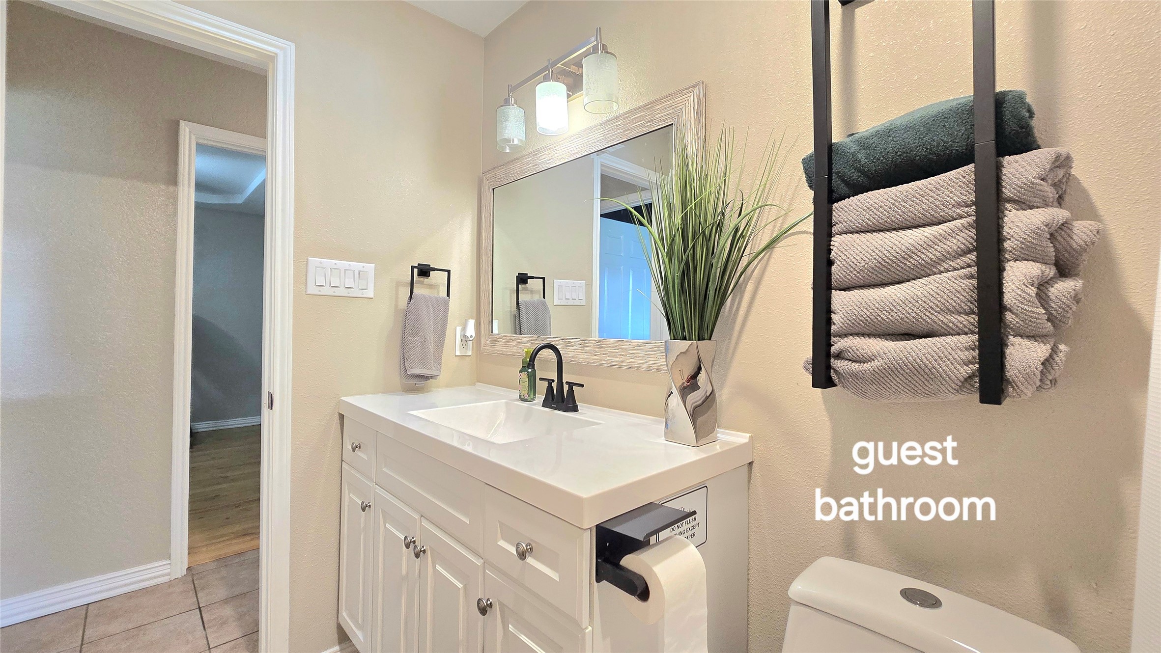 6301 Lotus Drive Arlington TX 76001