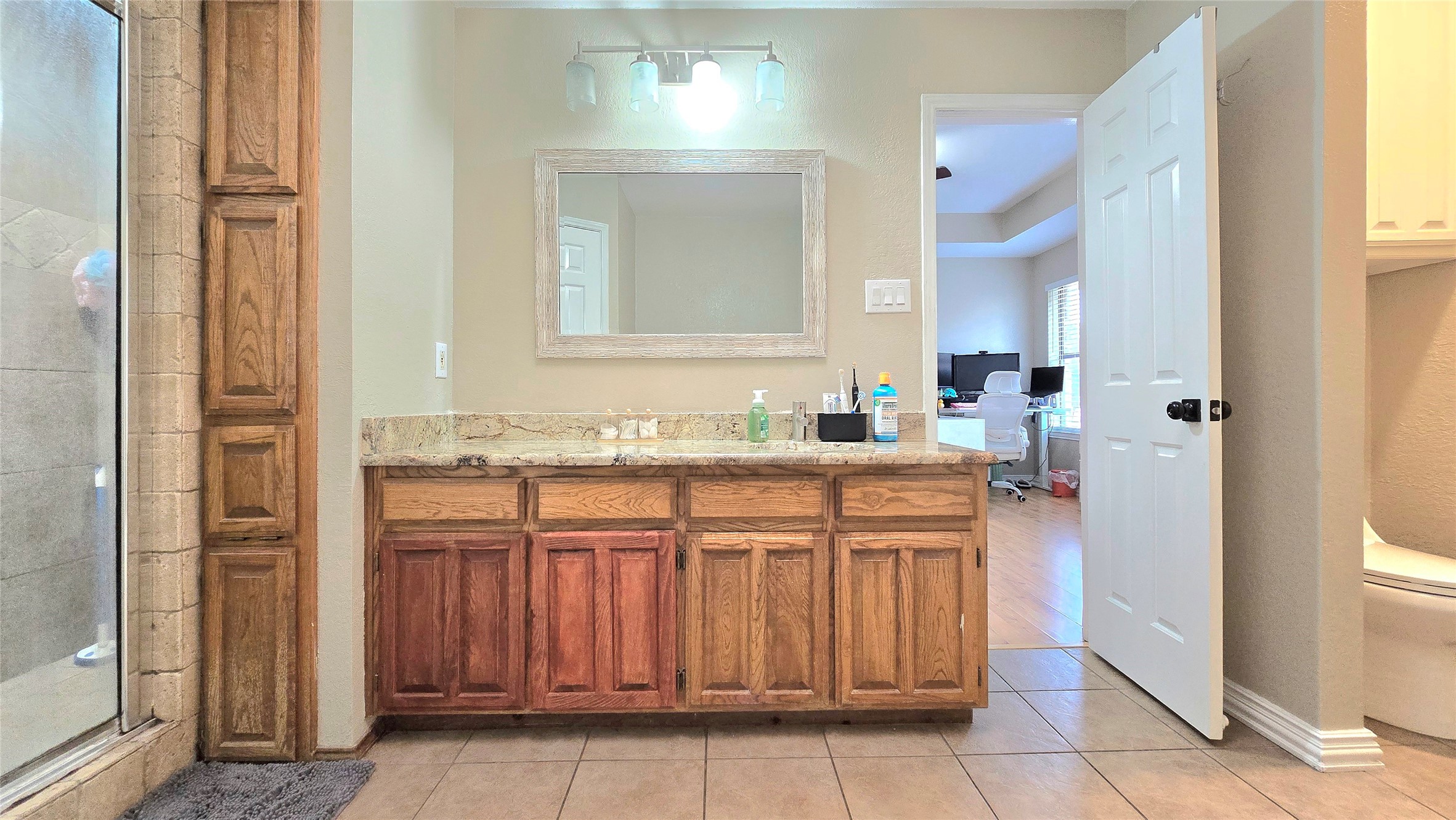 6301 Lotus Drive Arlington TX 76001