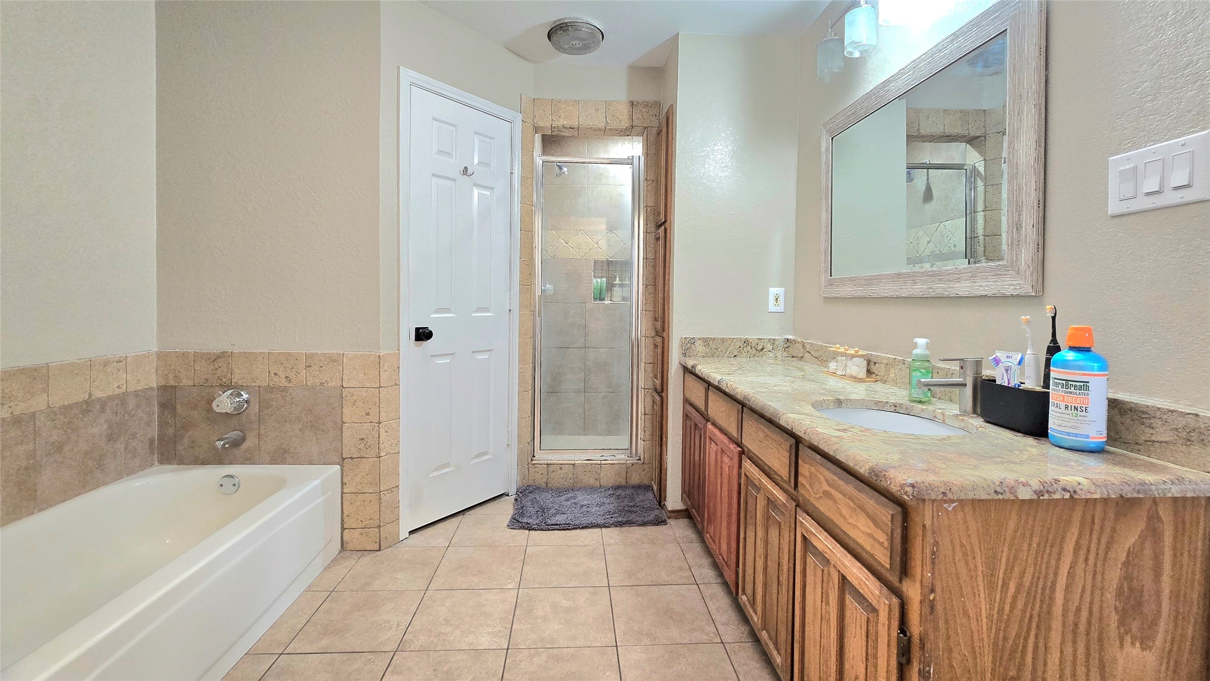 6301 Lotus Drive Arlington TX 76001