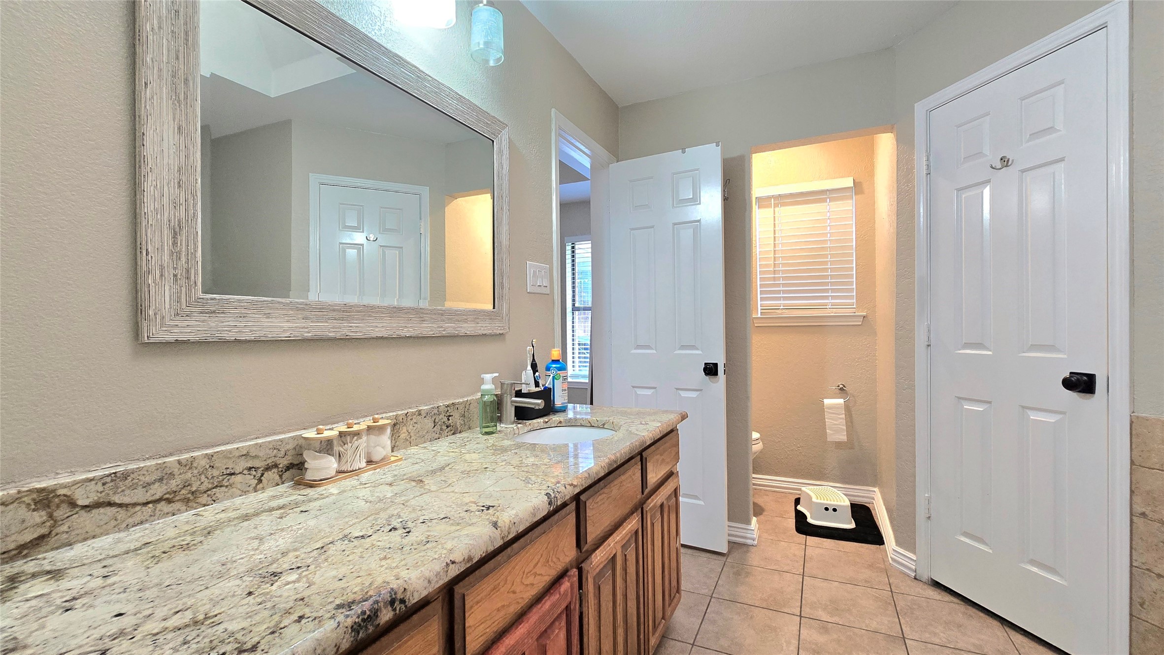 6301 Lotus Drive Arlington TX 76001