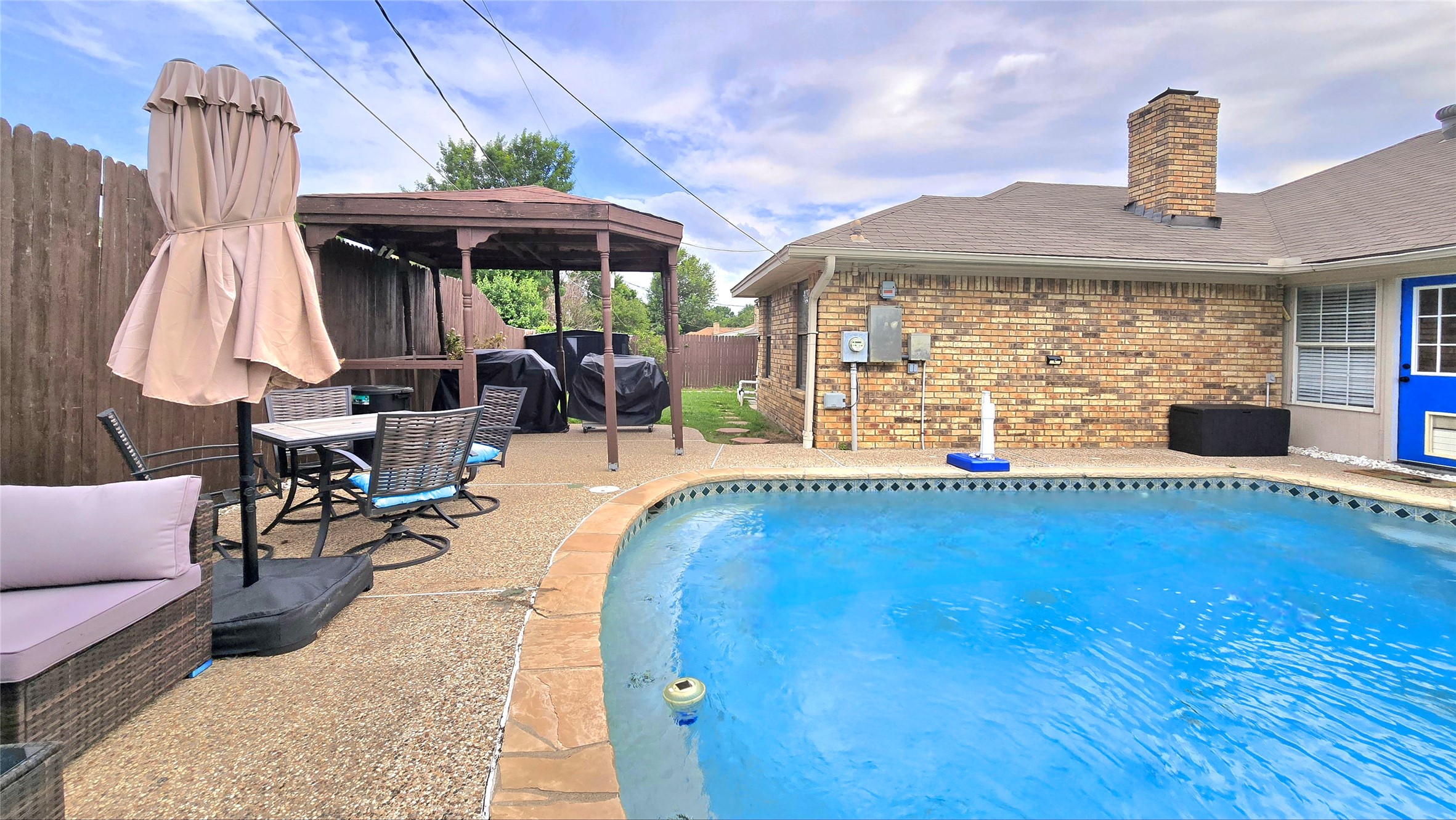 6301 Lotus Drive Arlington TX 76001