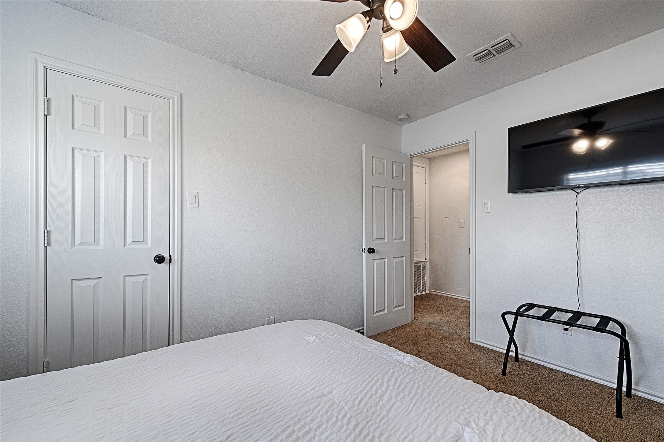 3188 Spyglass Drive Grand Prairie TX 75052