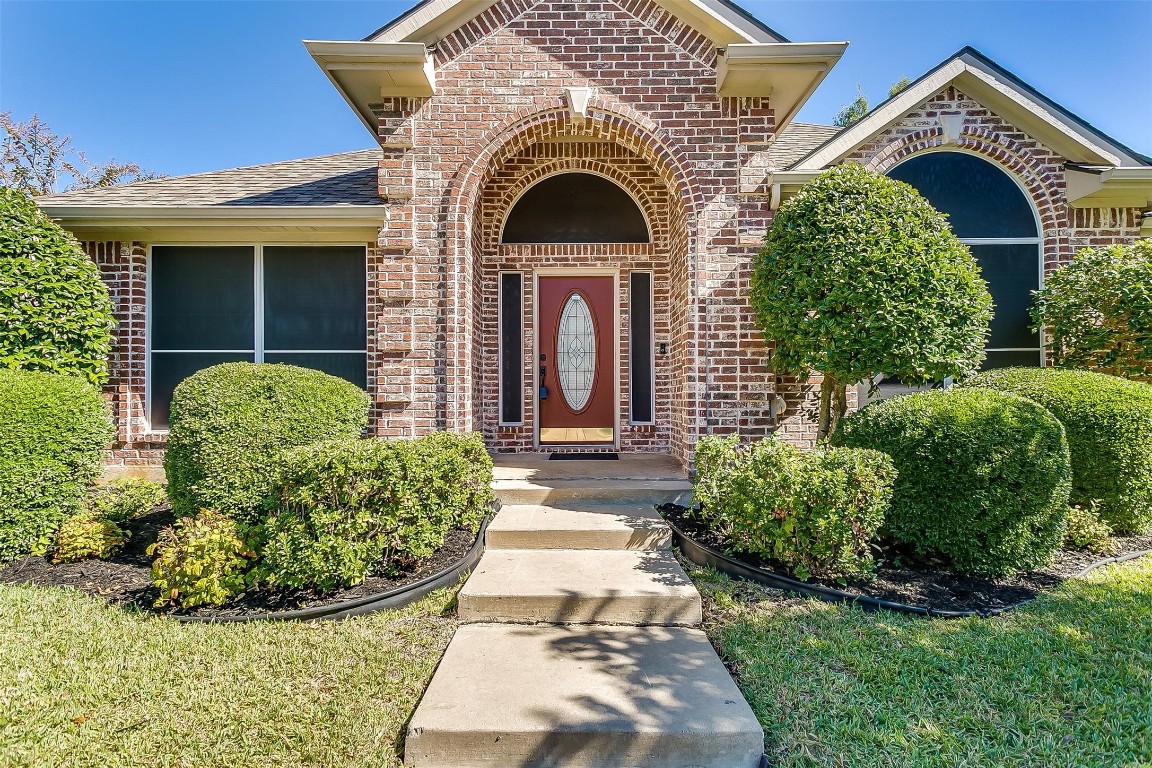 6768 Brittany Park Court North Richland Hills TX 76182