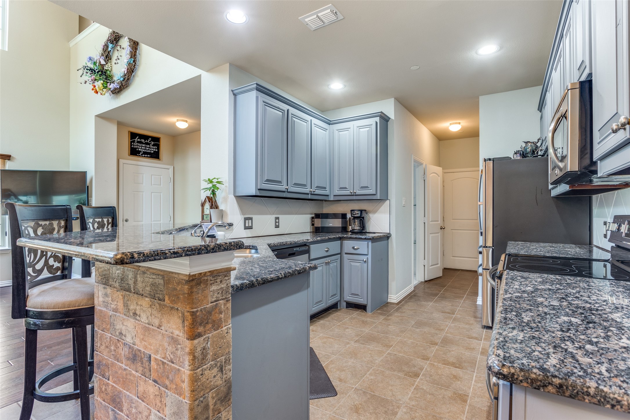 313 Starleaf Trail Garland TX 75040