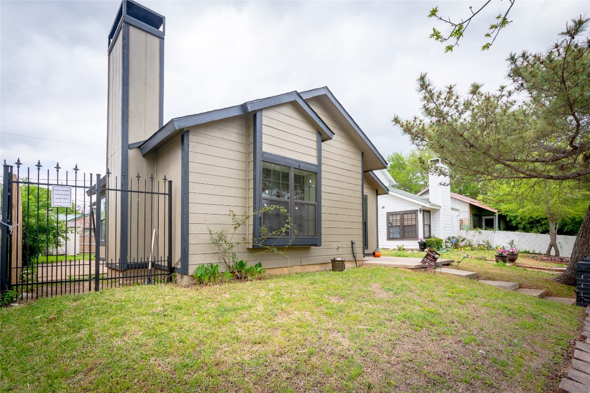 10335 Waterbury Drive Dallas TX 75217