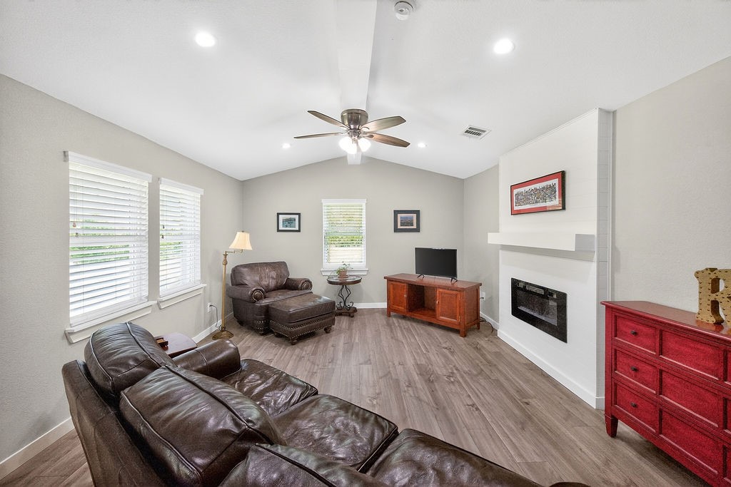 600 Bunny Rabbit Road Athens TX 75751