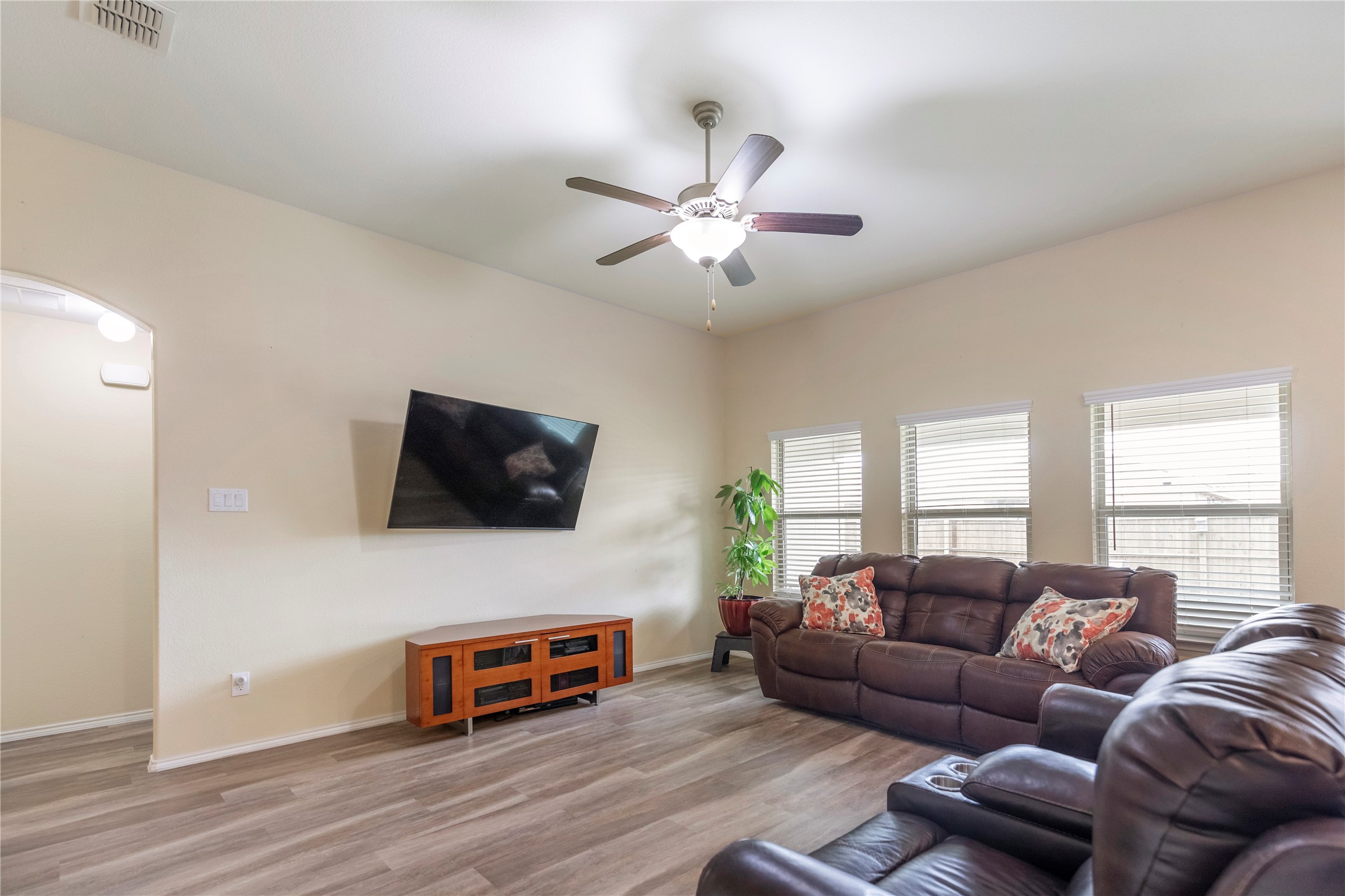 445 Saguaro Drive Fort Worth TX 76052