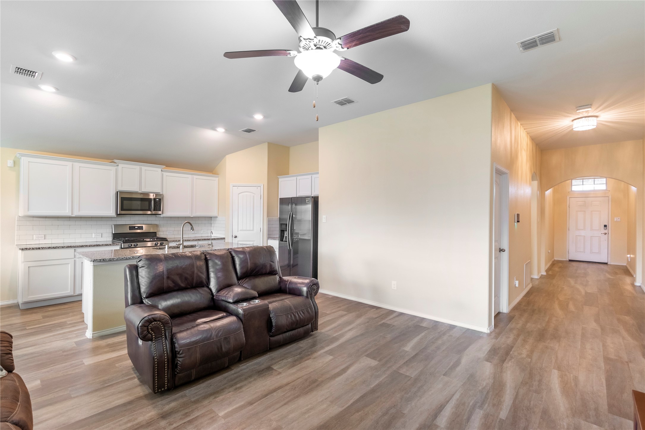 445 Saguaro Drive Fort Worth TX 76052