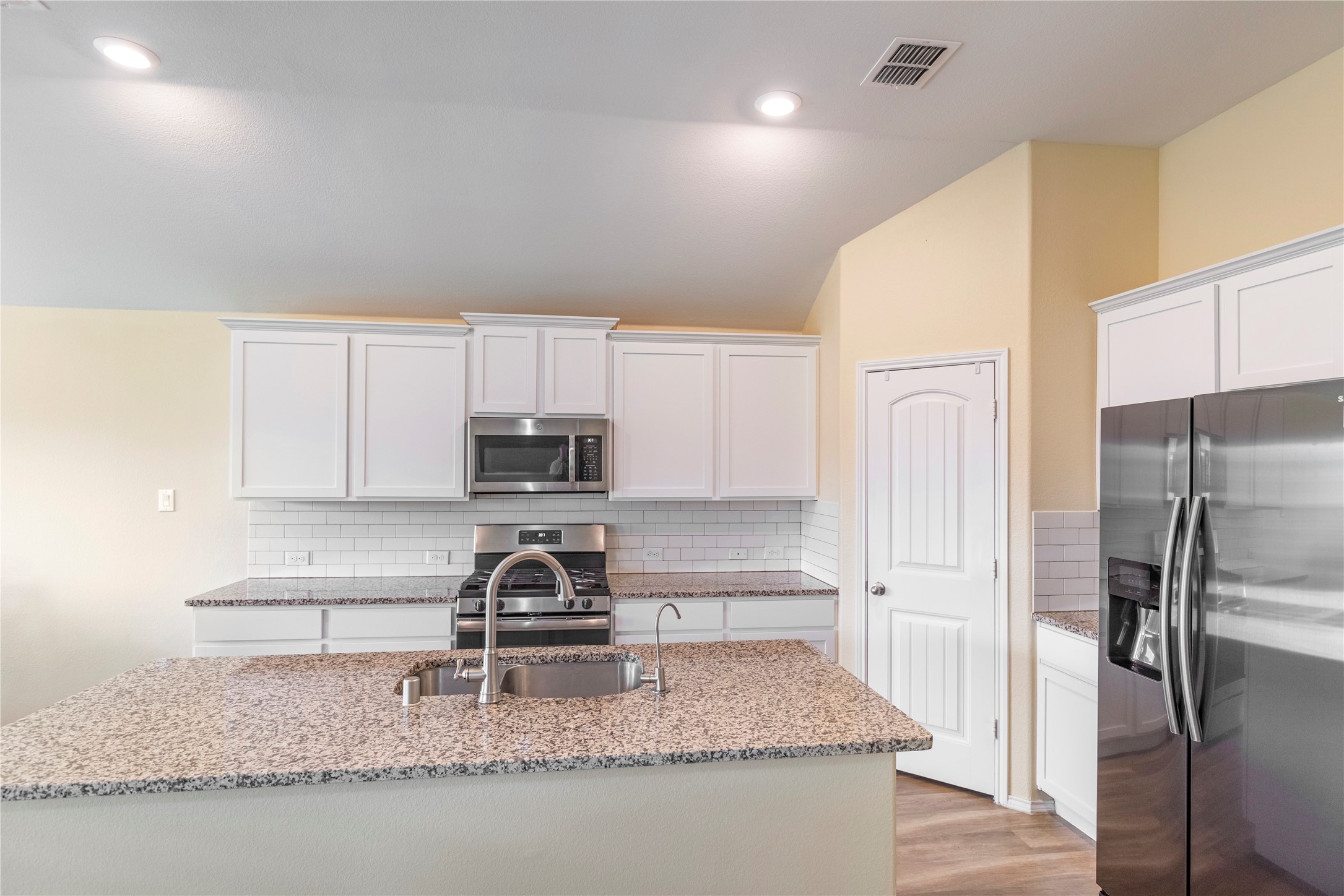 445 Saguaro Drive Fort Worth TX 76052