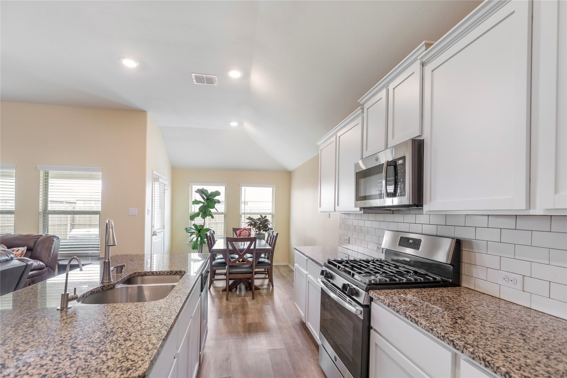 445 Saguaro Drive Fort Worth TX 76052