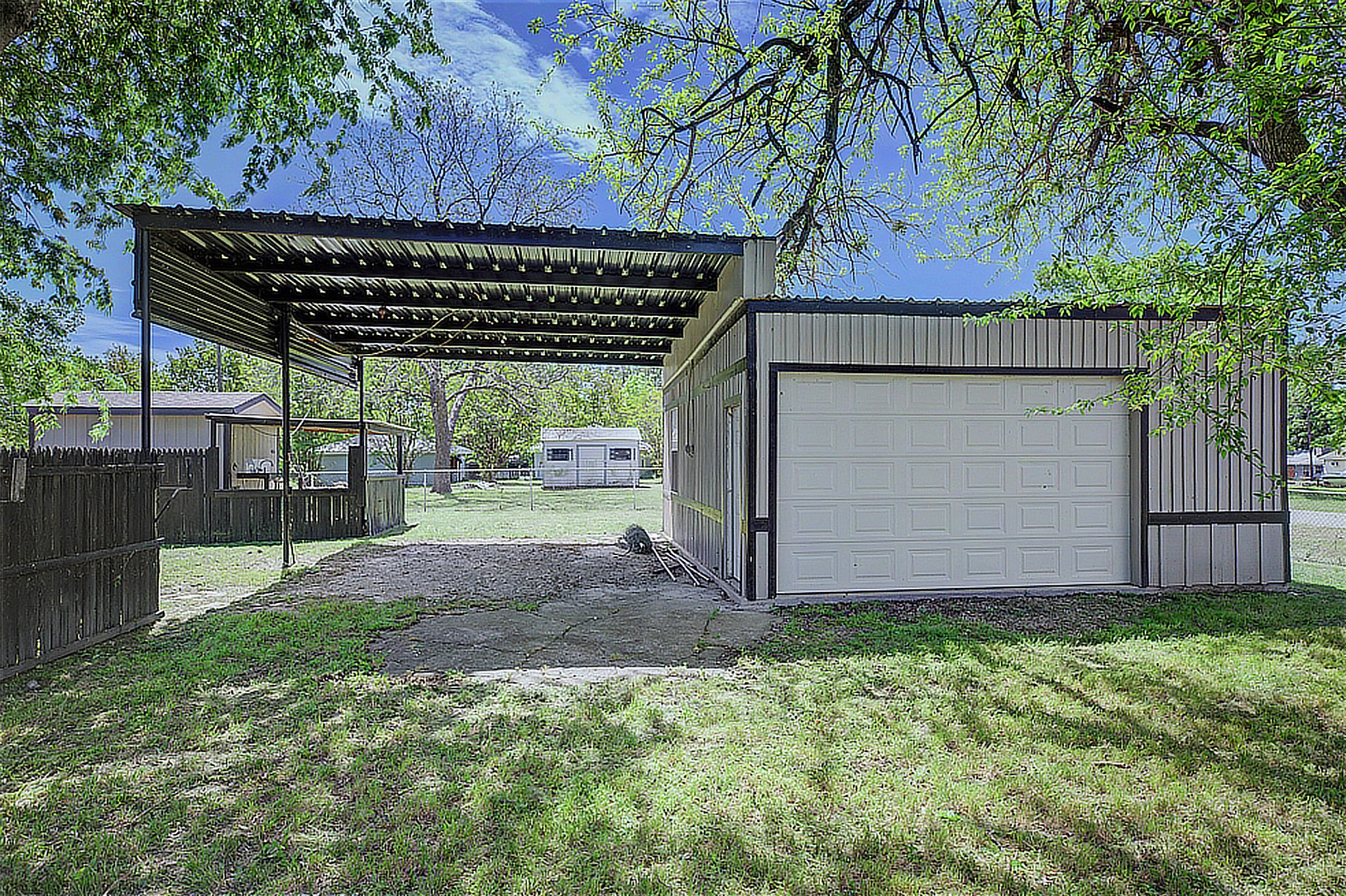 552 Oak Leaf Trail East Tawakoni TX 75472