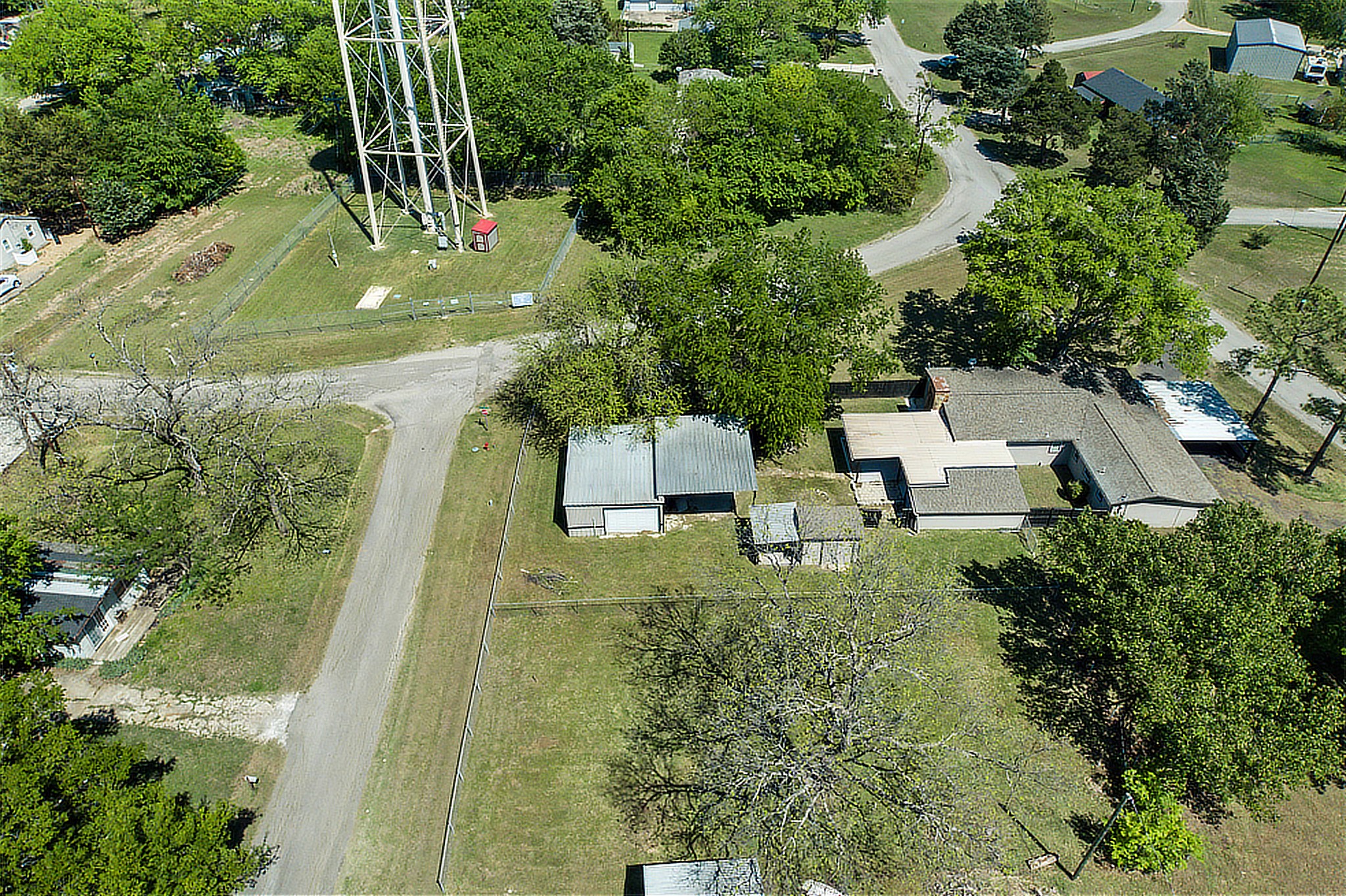 552 Oak Leaf Trail East Tawakoni TX 75472