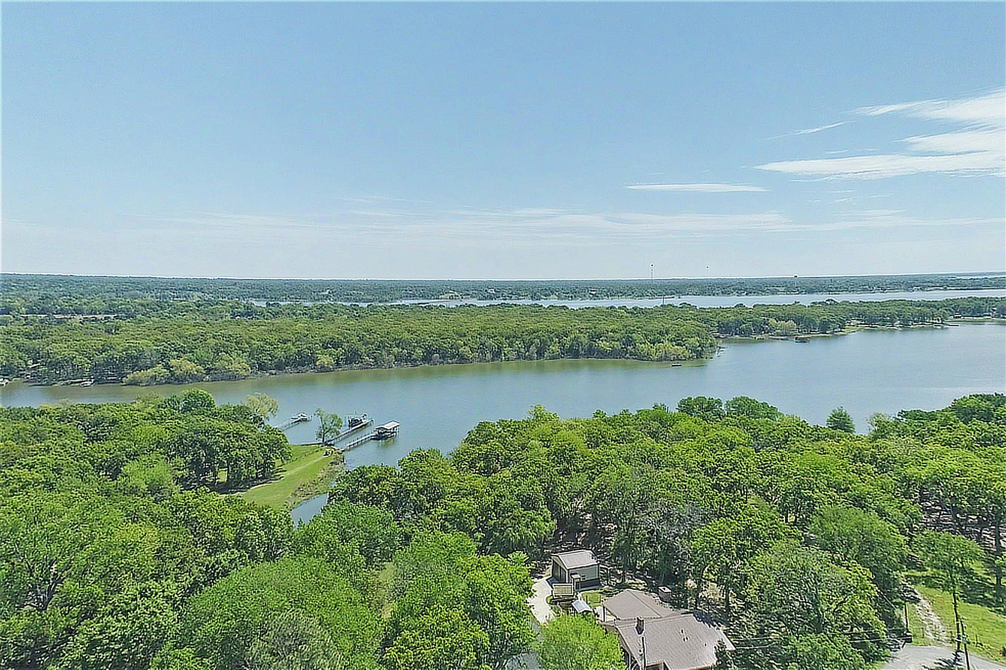 552 Oak Leaf Trail East Tawakoni TX 75472