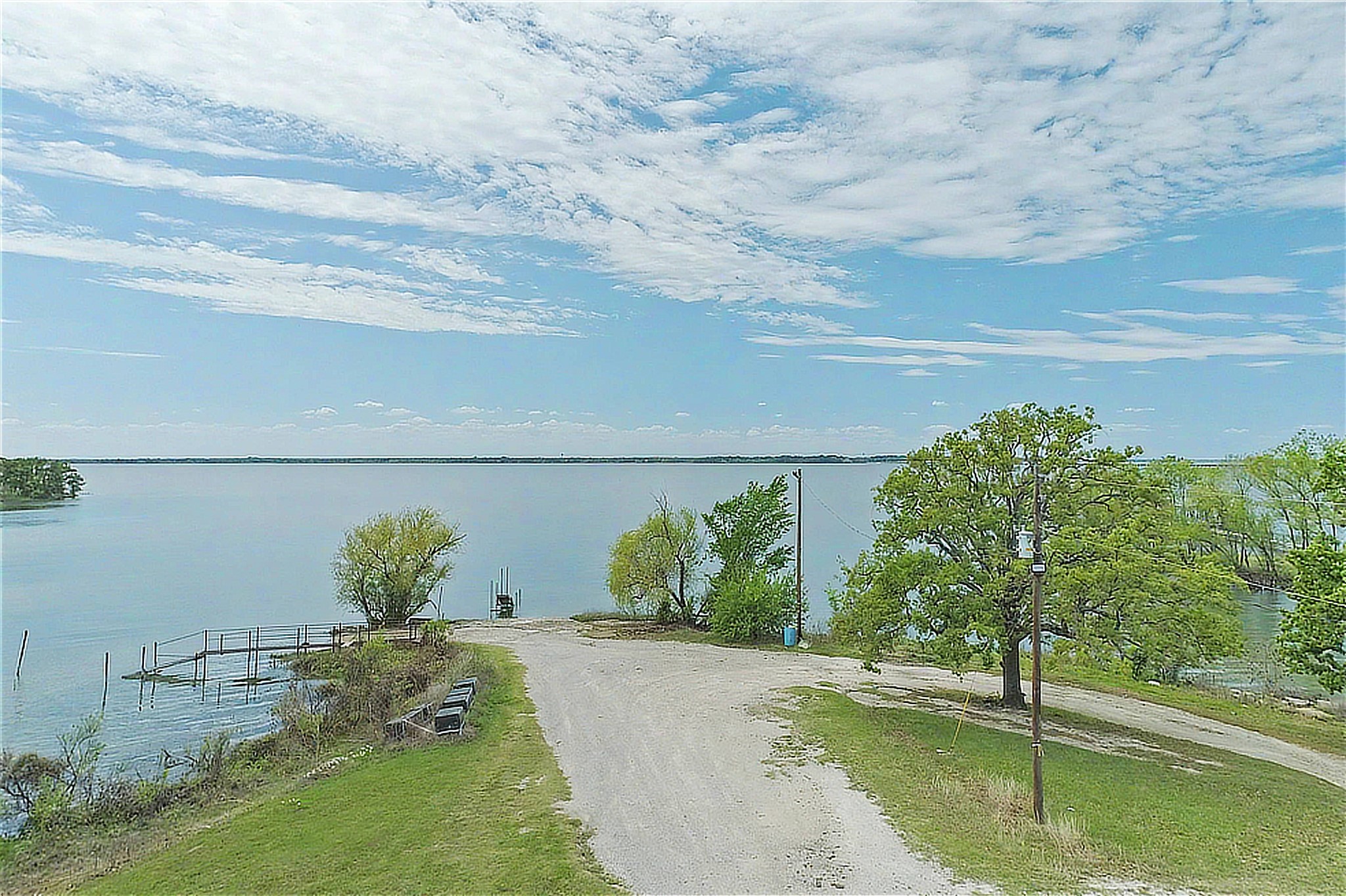 552 Oak Leaf Trail East Tawakoni TX 75472