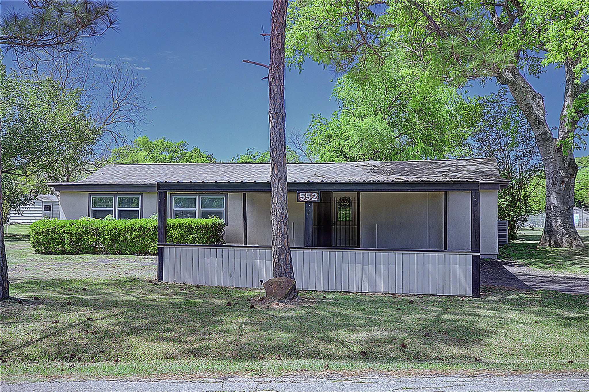 552 Oak Leaf Trail East Tawakoni TX 75472