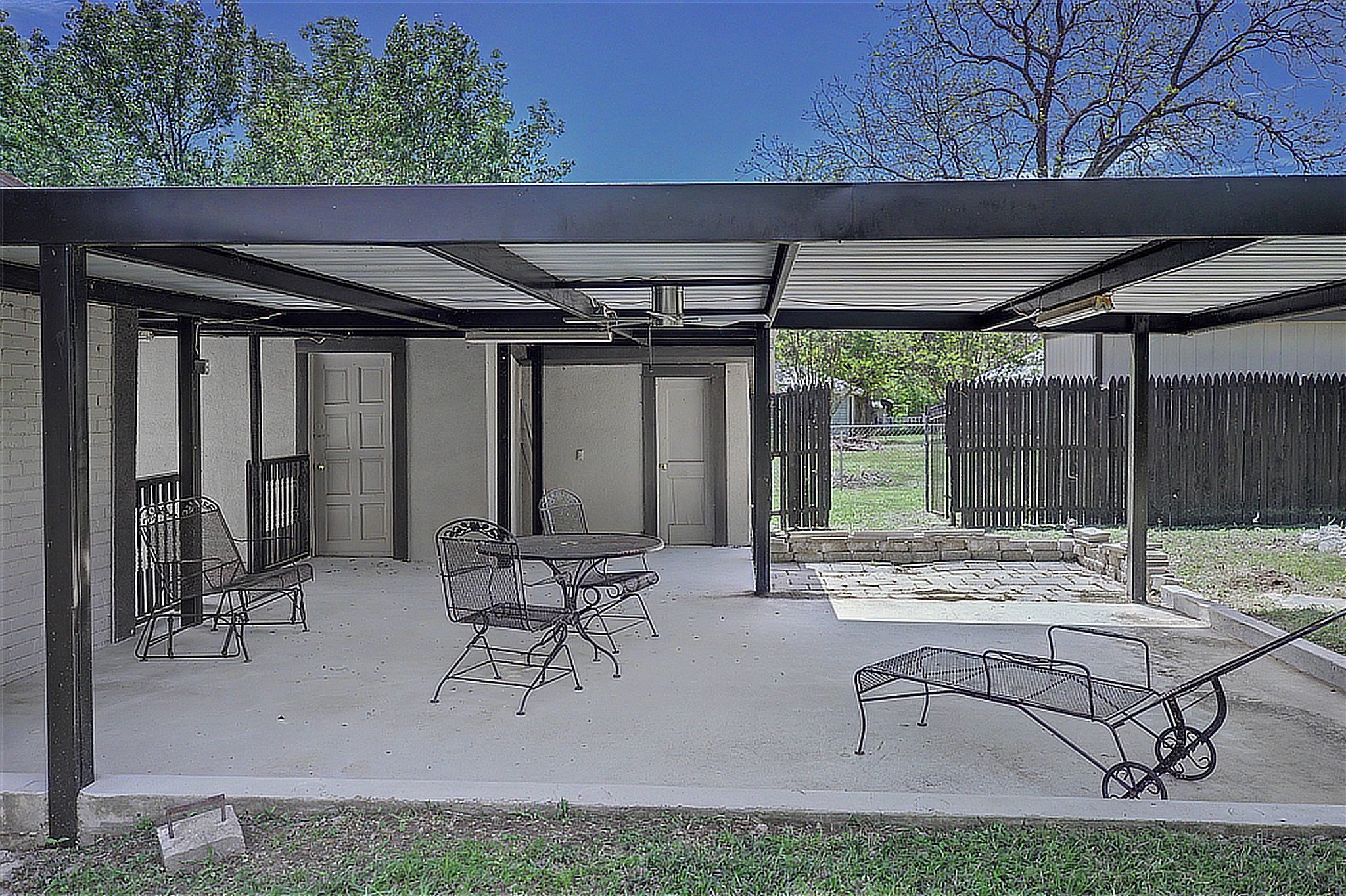 552 Oak Leaf Trail East Tawakoni TX 75472