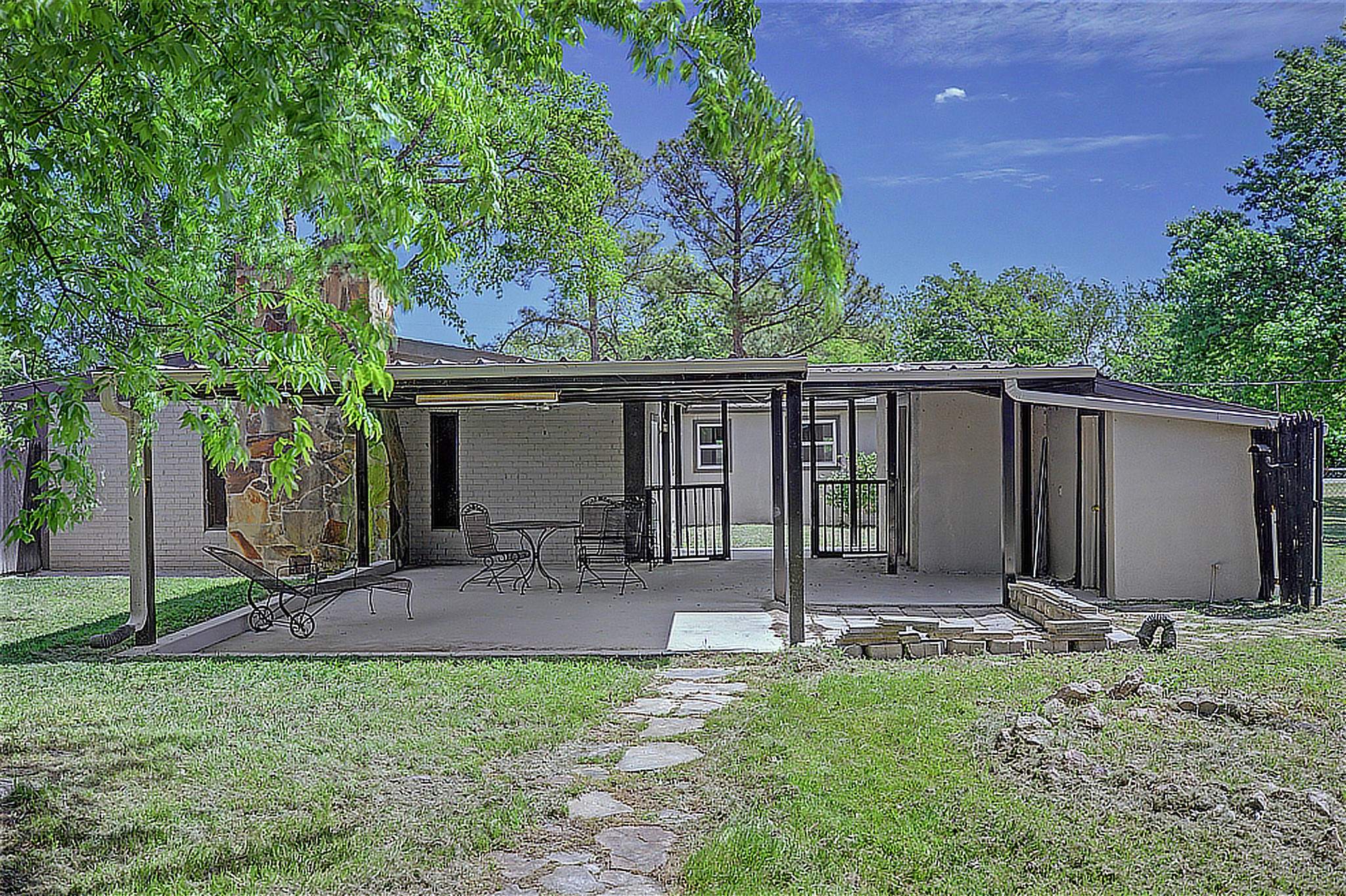 552 Oak Leaf Trail East Tawakoni TX 75472