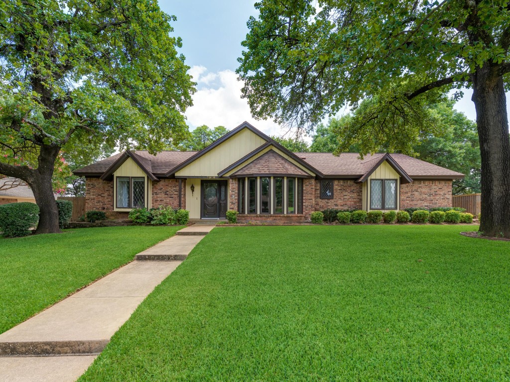 7308 Londonderry Drive North Richland Hills TX 76182