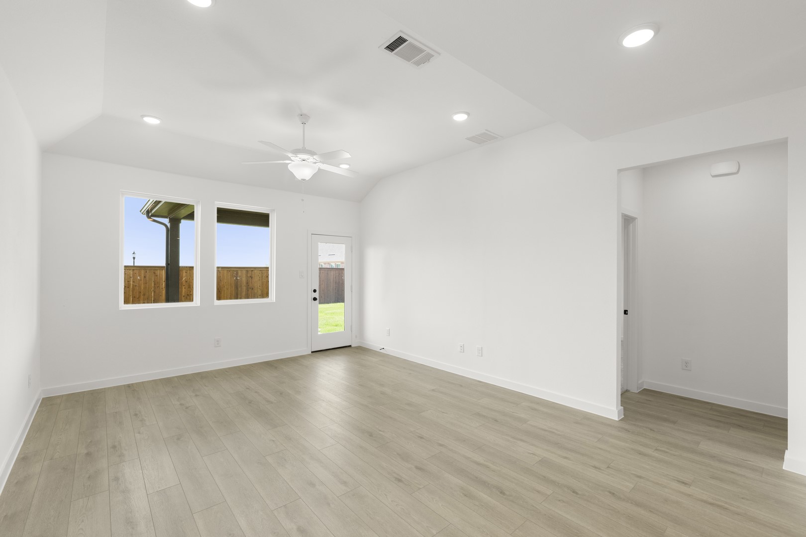 14166 Gallatin Street Pilot Point TX 76258
