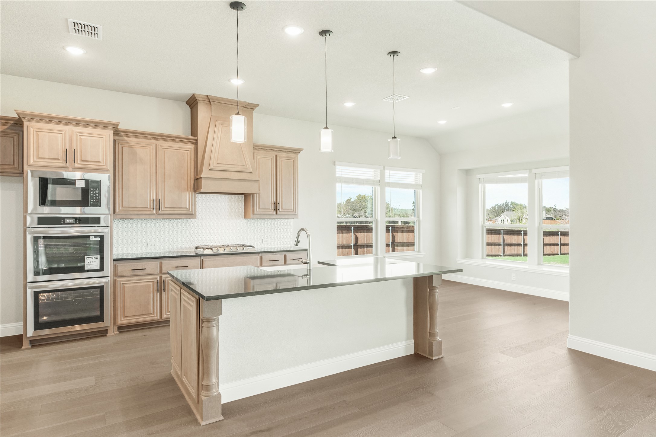 403 Birkdale Lane Red Oak TX 75154
