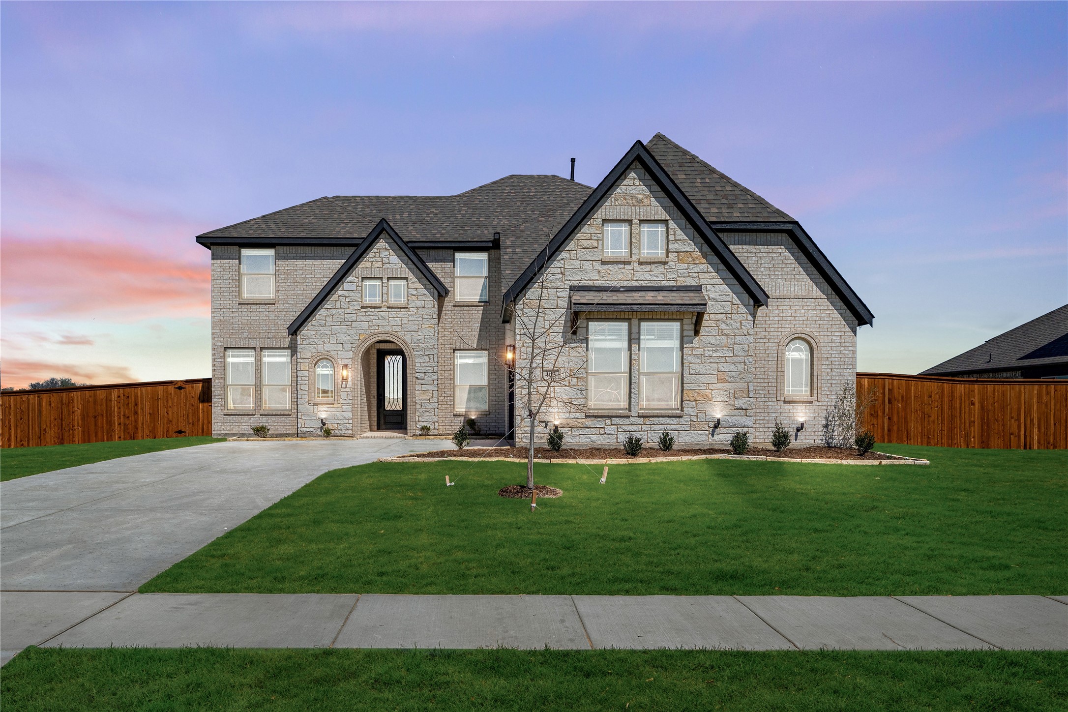 403 Birkdale Lane Red Oak TX 75154