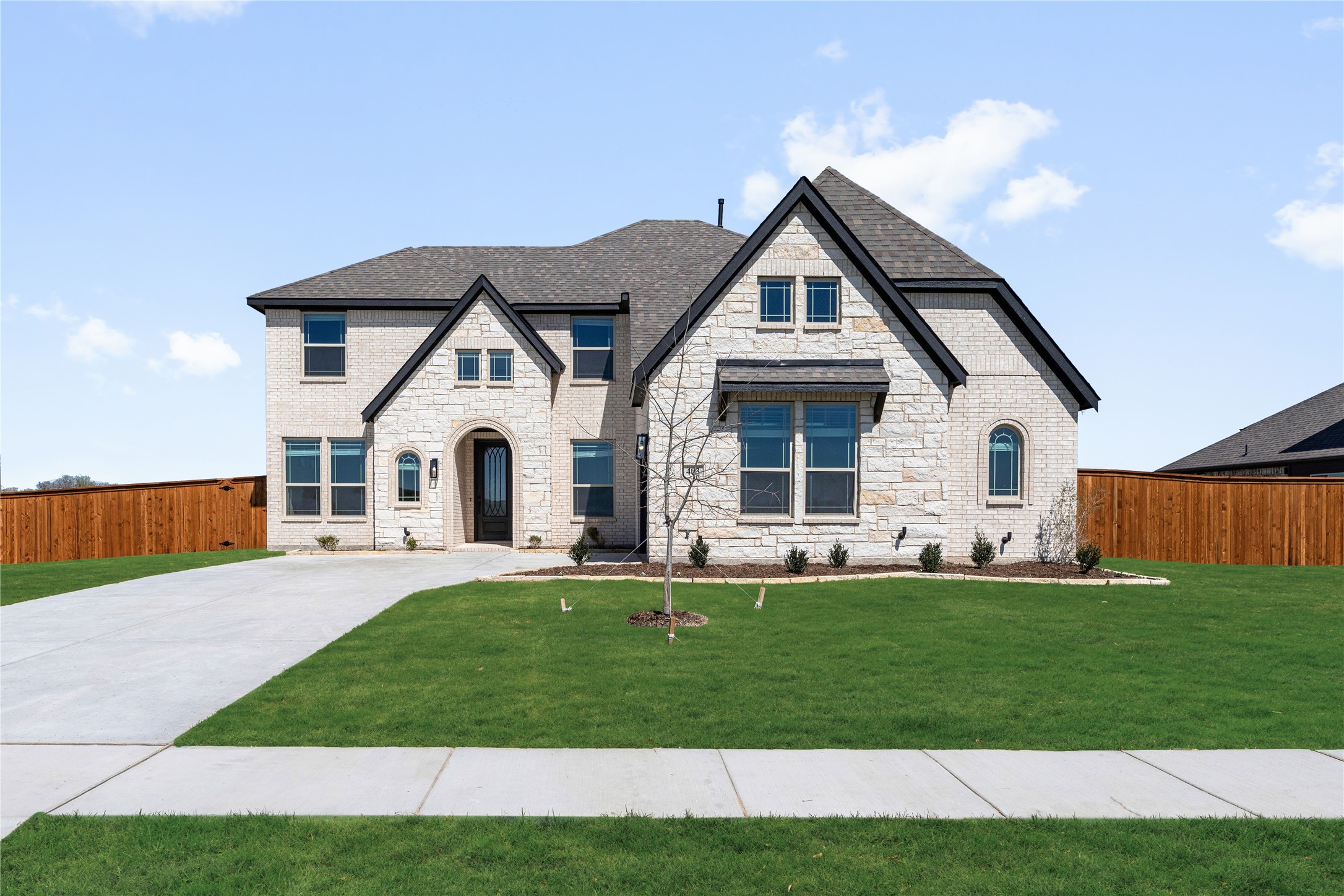 403 Birkdale Lane Red Oak TX 75154