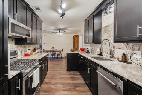 513 Patterson Street Bowie TX 76230