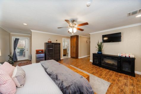 513 Patterson Street Bowie TX 76230