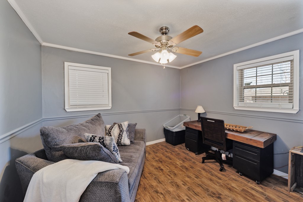 513 Patterson Street Bowie TX 76230