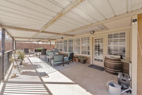 513 Patterson Street Bowie TX 76230