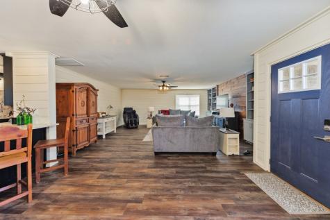 513 Patterson Street Bowie TX 76230