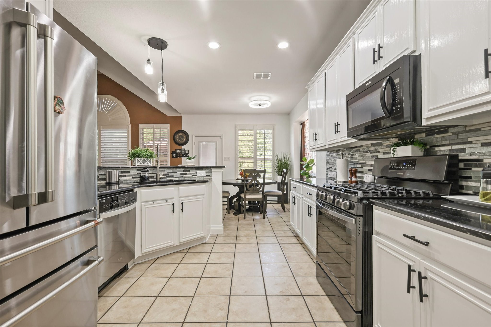 1973 Garrison Way Garland TX 75040