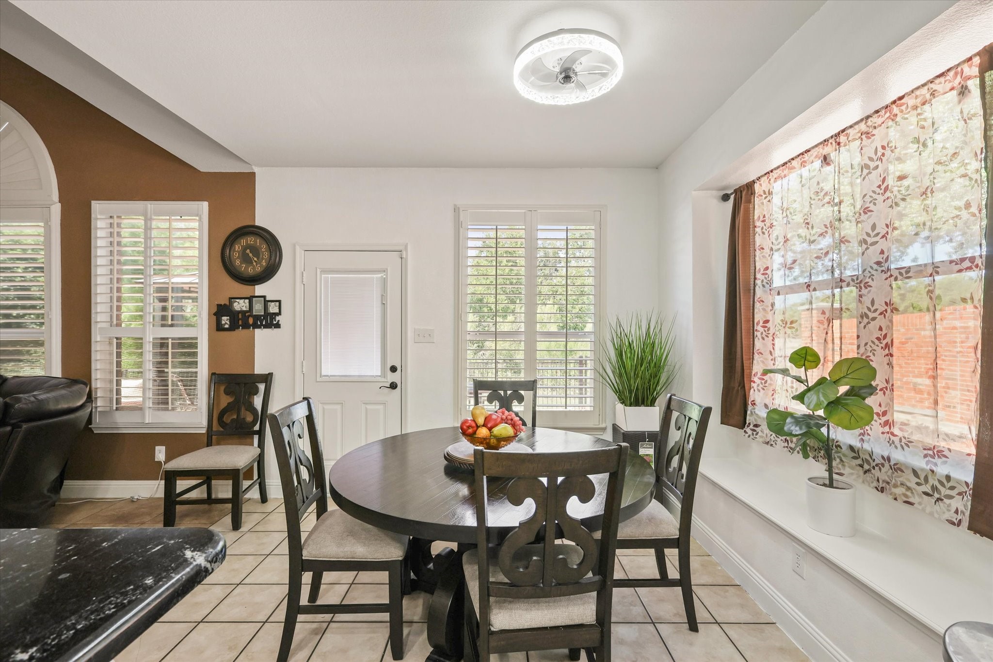 1973 Garrison Way Garland TX 75040