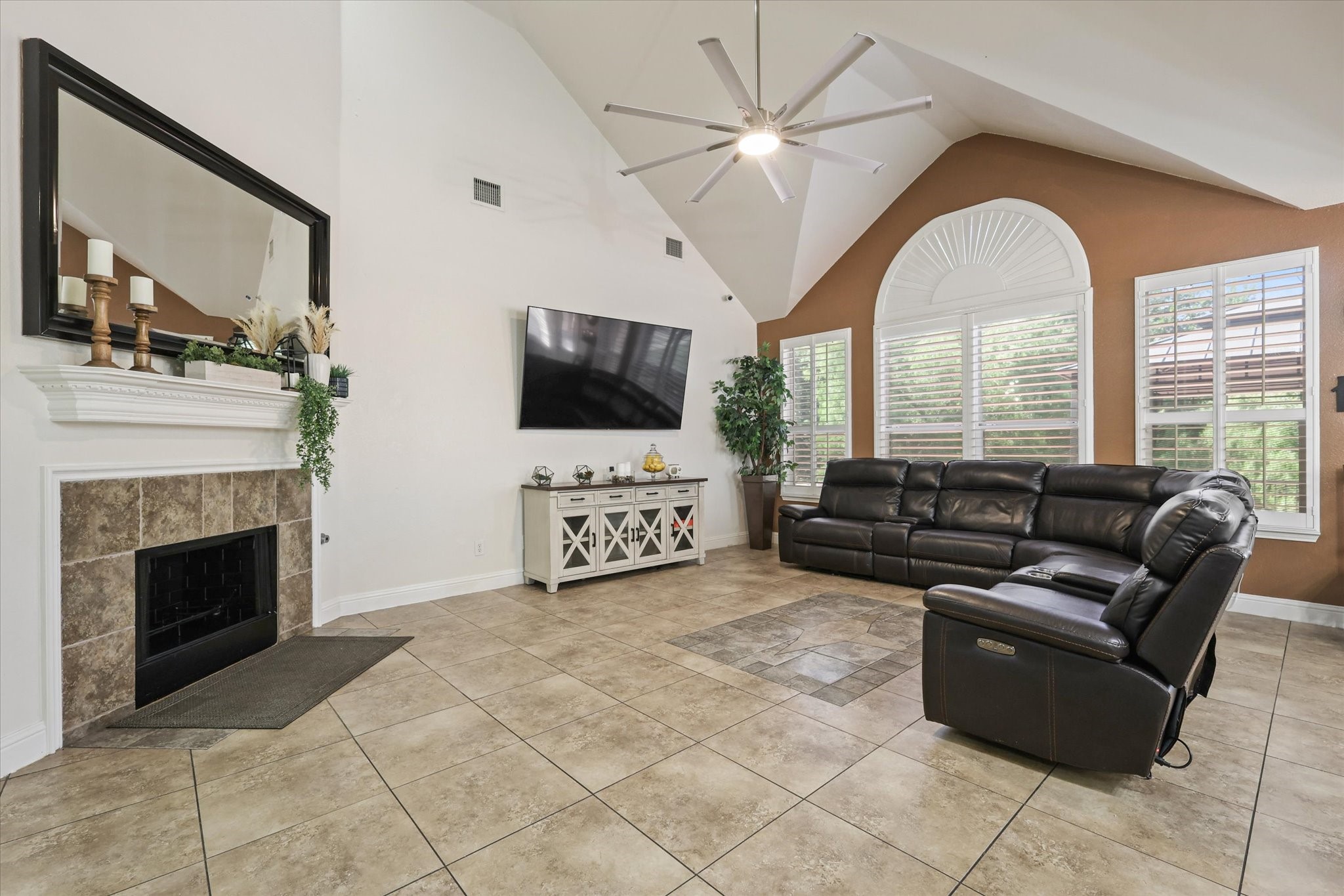 1973 Garrison Way Garland TX 75040