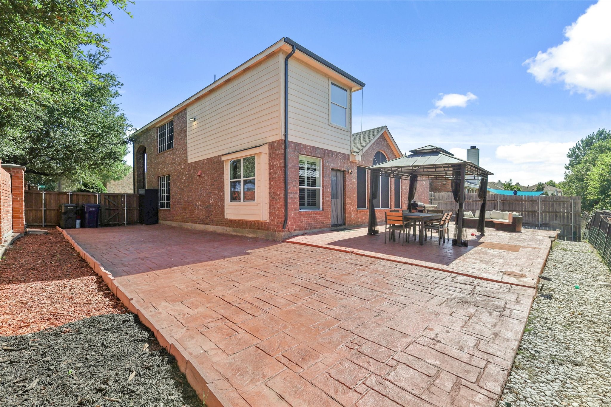 1973 Garrison Way Garland TX 75040