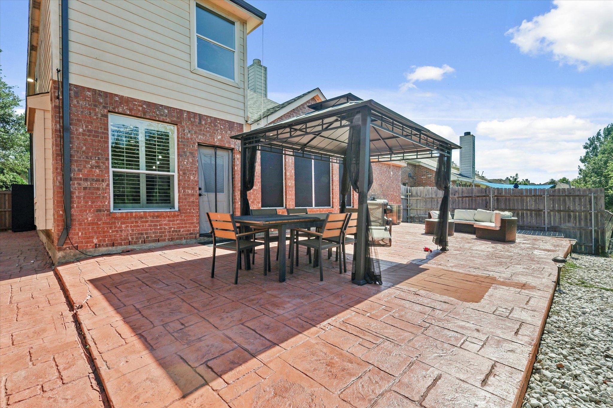 1973 Garrison Way Garland TX 75040