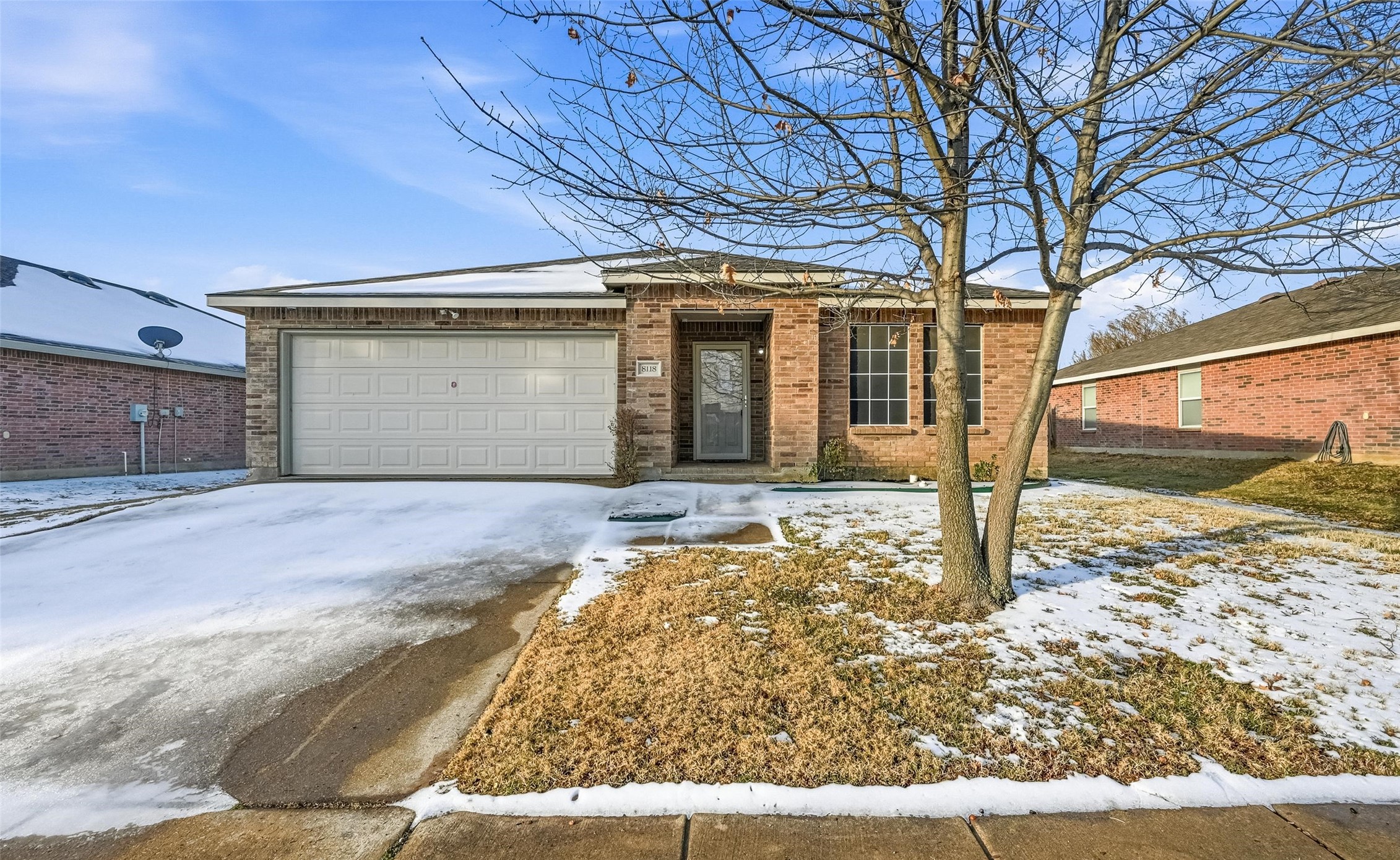 8118 York Beach Place Arlington TX 76002