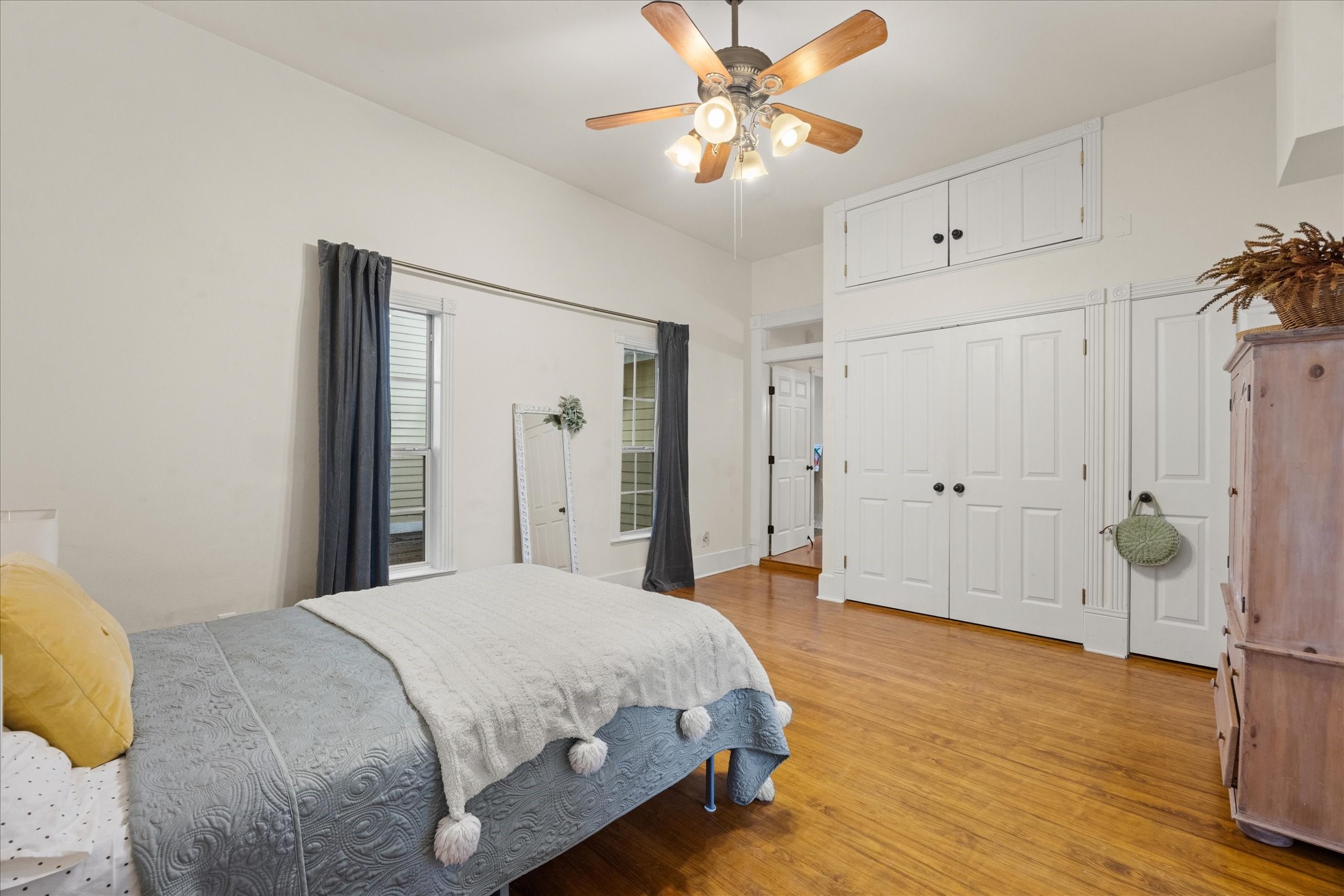 303 E Mclain Iredell TX 76649