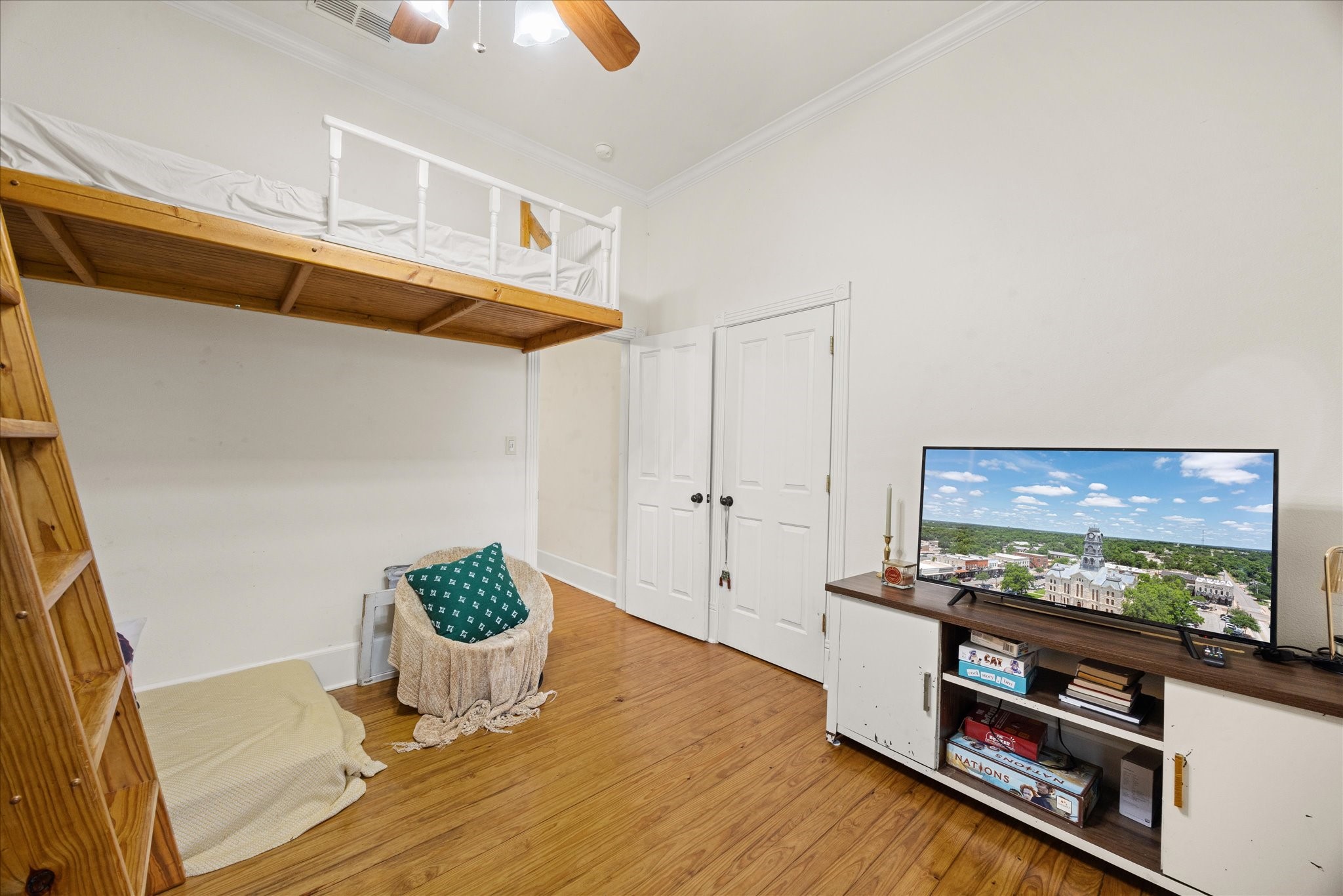 303 E Mclain Iredell TX 76649