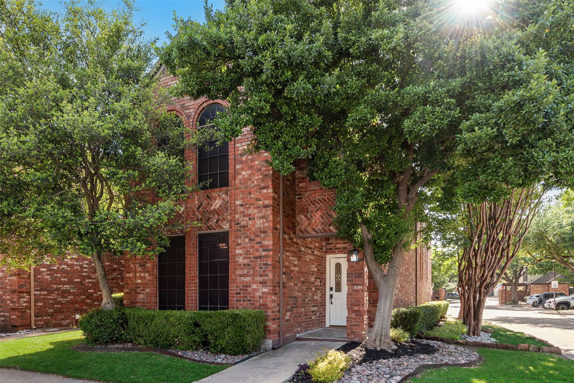 17060 Upper Bay Road Addison TX 75001