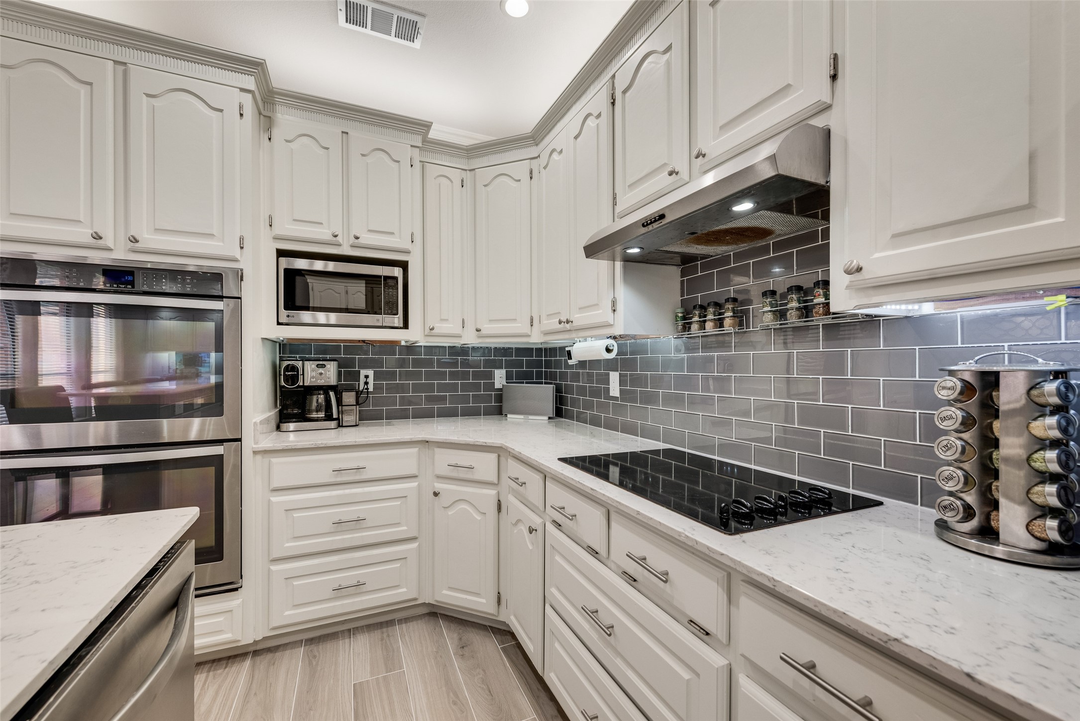 17060 Upper Bay Road Addison TX 75001