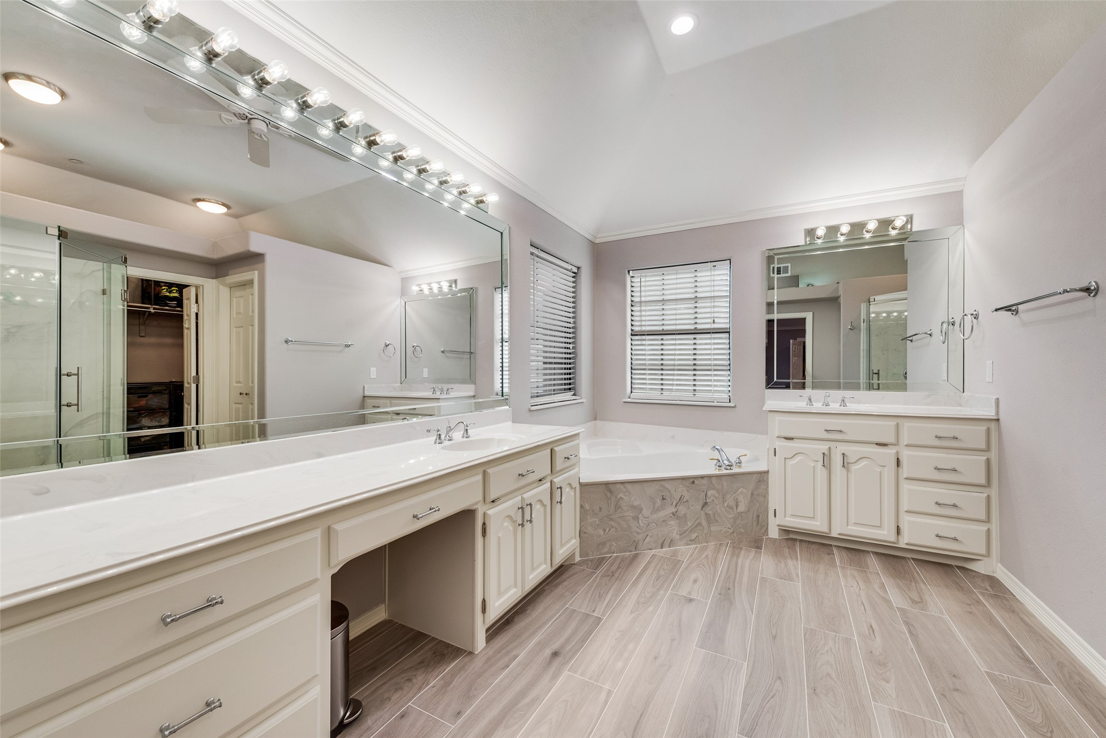 17060 Upper Bay Road Addison TX 75001