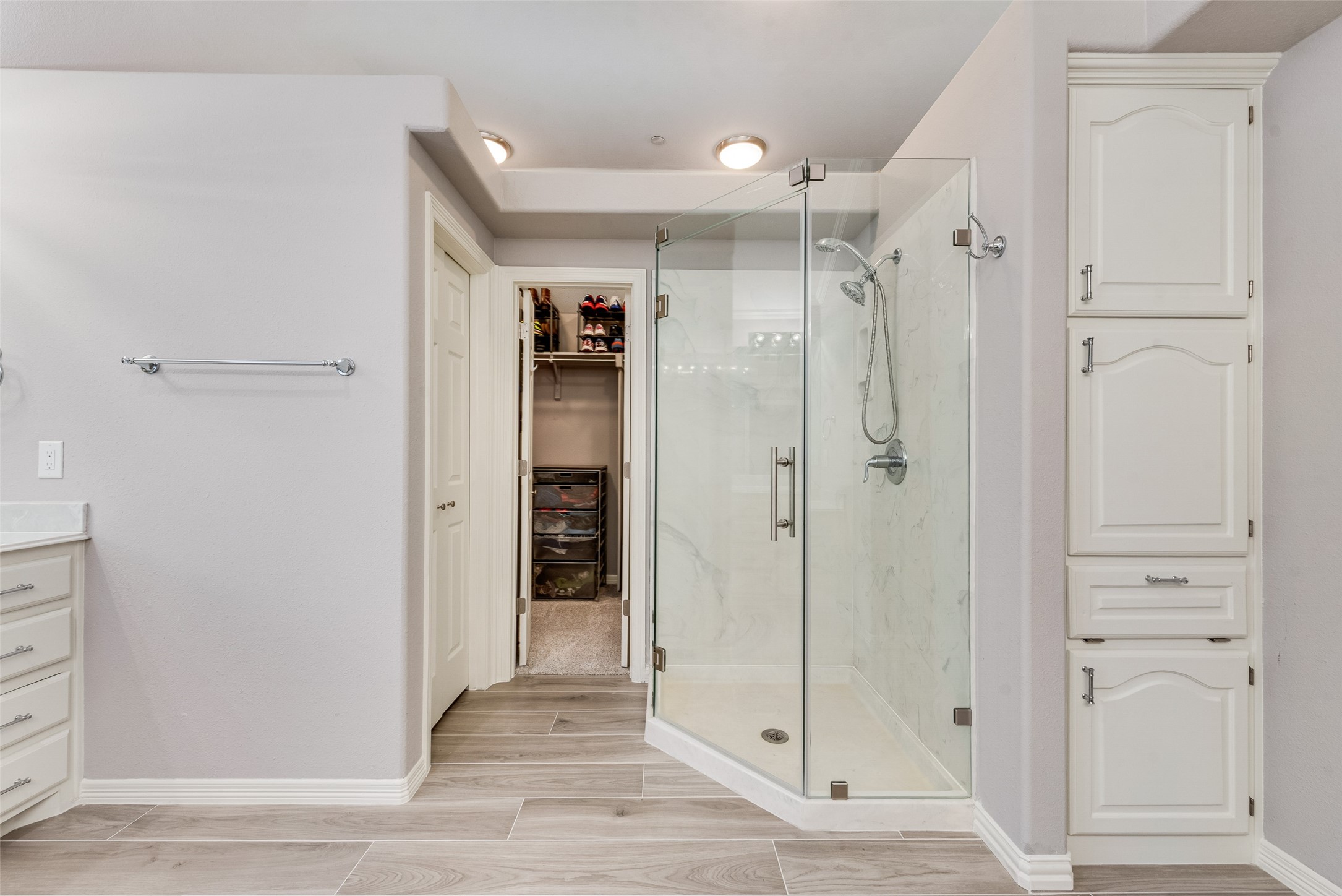 17060 Upper Bay Road Addison TX 75001