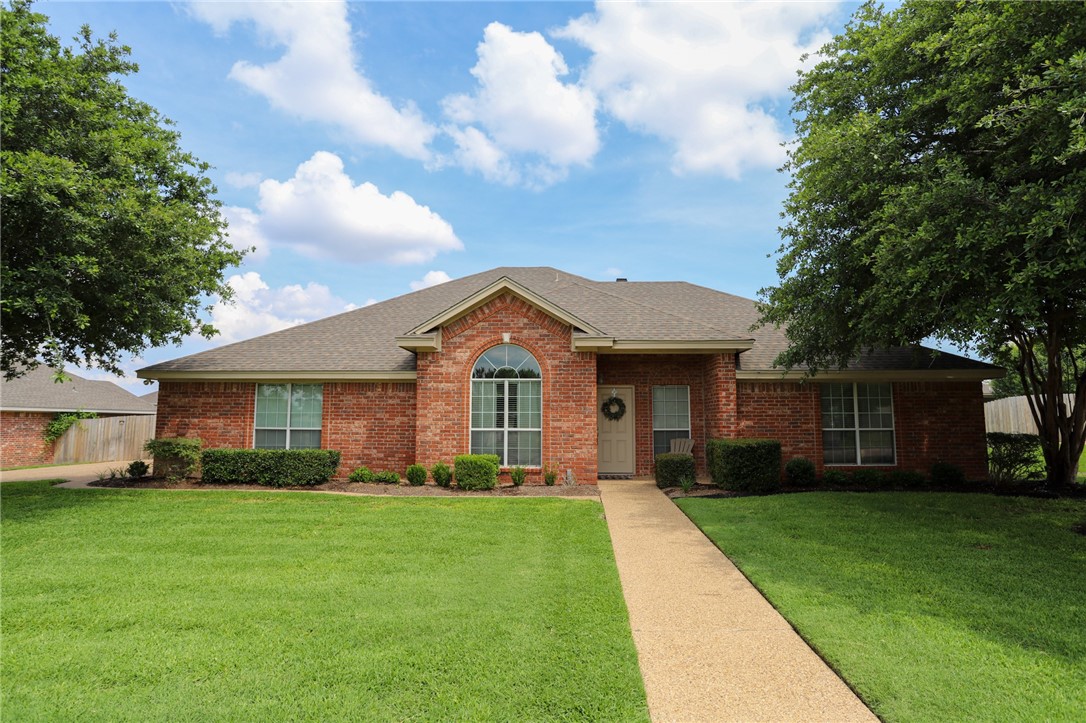 408 Sagewood Drive Hewitt TX 76643