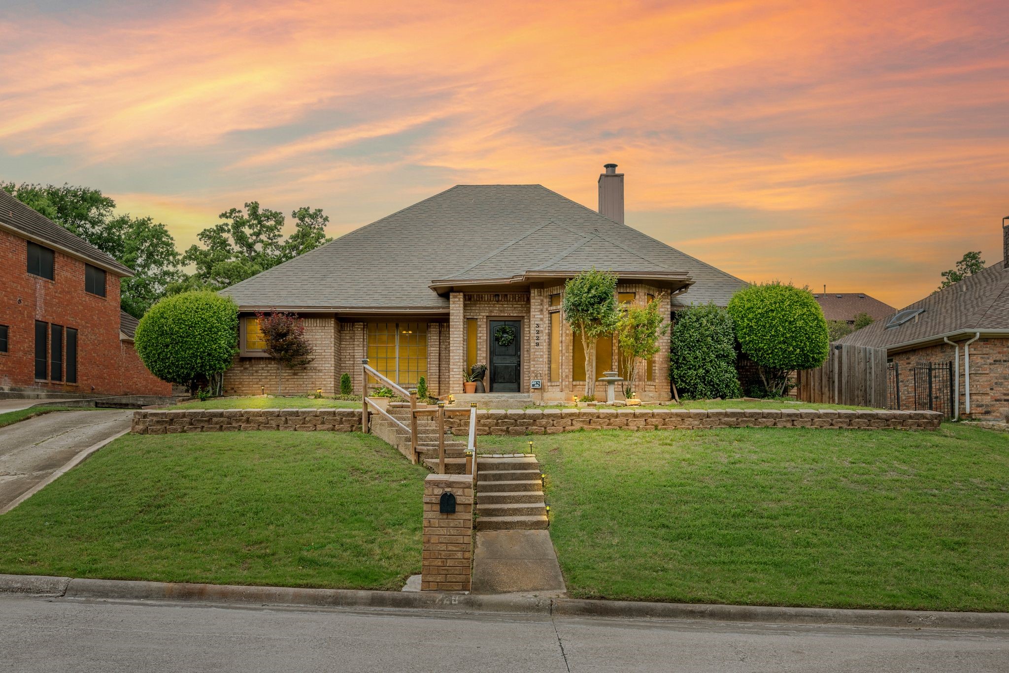 3229 David Drive Hurst TX 76054