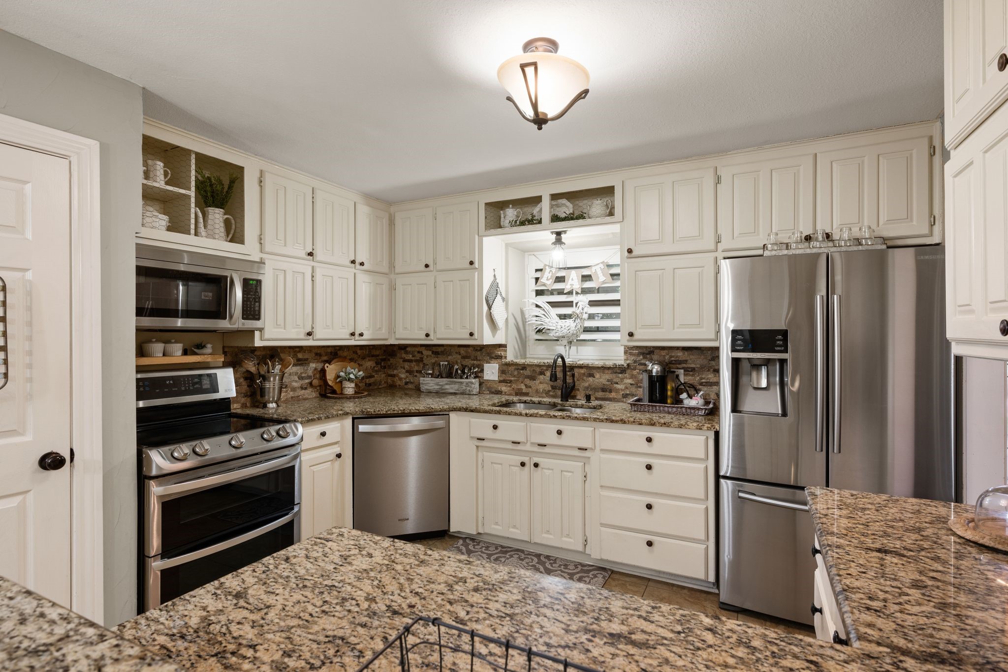 3229 David Drive Hurst TX 76054